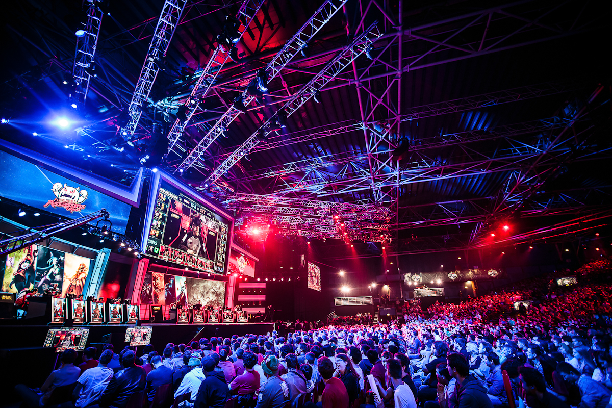 LPL春季赛IG与BLG对决现导播情绪失控,T1战队决赛门票天价引爆电竞票务乱象